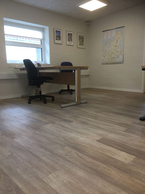 Kontor med Wicanders Hydrocork Sawn Bisque Oak