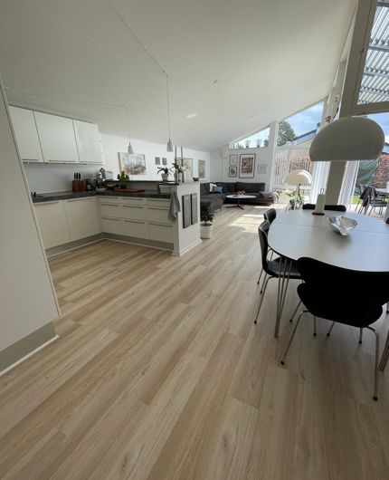 Radiovært Mai-Britt Vingsøe vælger korkgulv fra Timberman