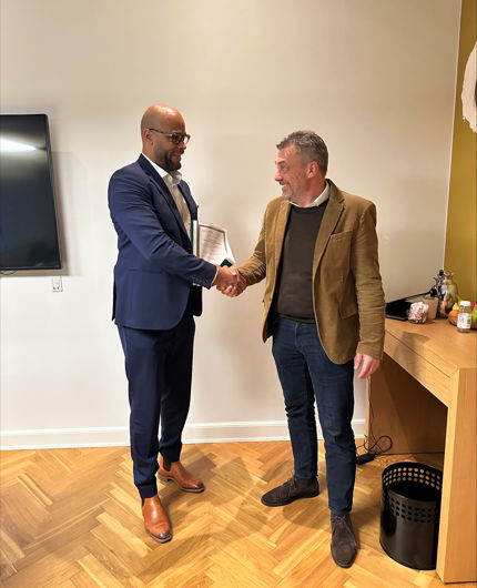 Svensk industrikonglomerat køber danske Timberman for trecifret millionbeløb