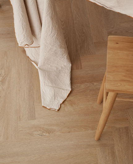 Få det perfekte sildebensgulv med 5G kliksystem