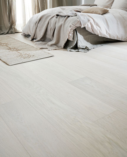 Nyt innovativt egetræsgulv med kork