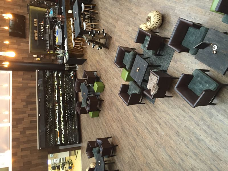 Hotel med Wicanders Hydrocork Century Fawn Pine