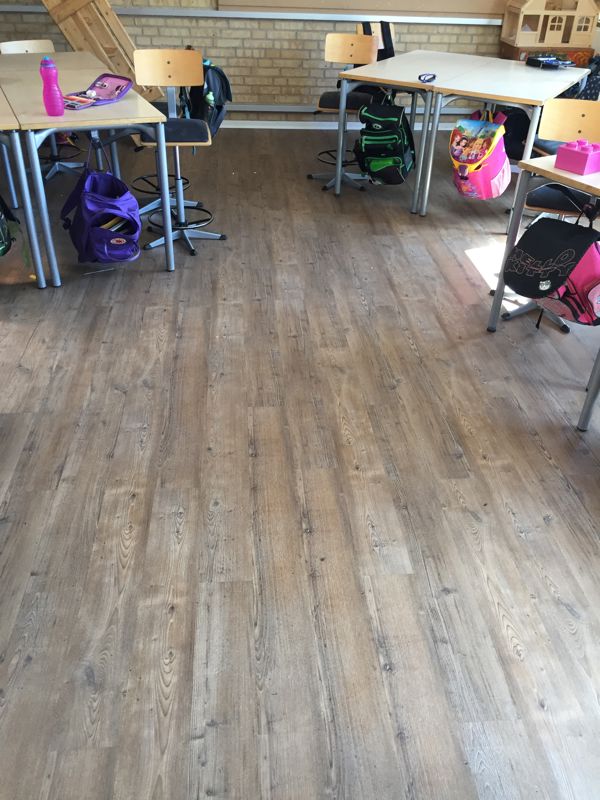 Klasselokale med Wicanders Hydrocork Arcadian Soya Pine
