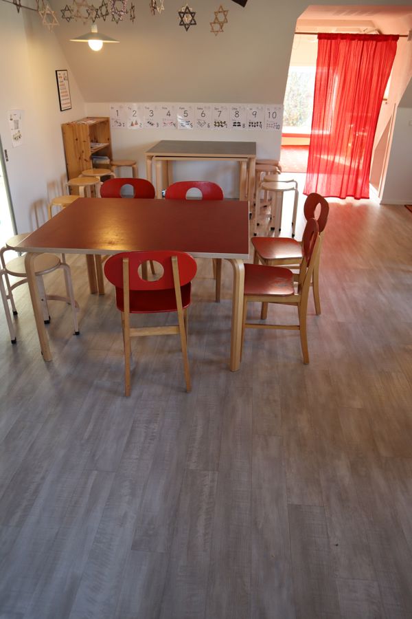 Børnegård med Wicanders Hydrocork Wheat Oak